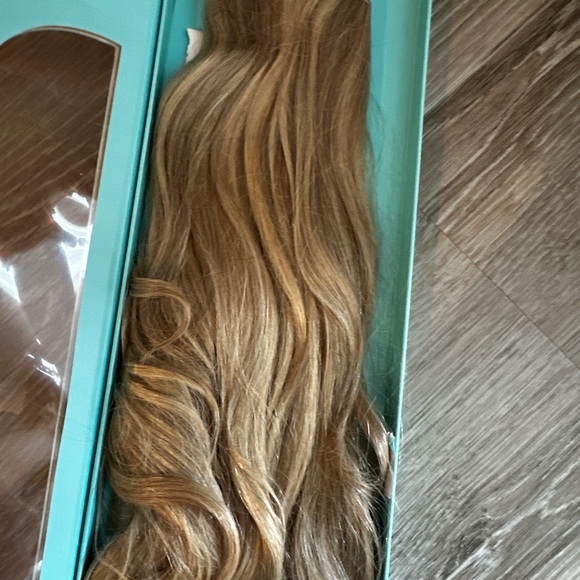 Layered Remy Human Hair Extension - Blonde - Picture 2 of 3